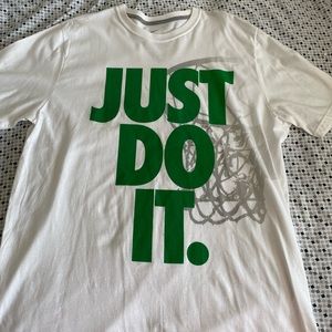 Nike tee